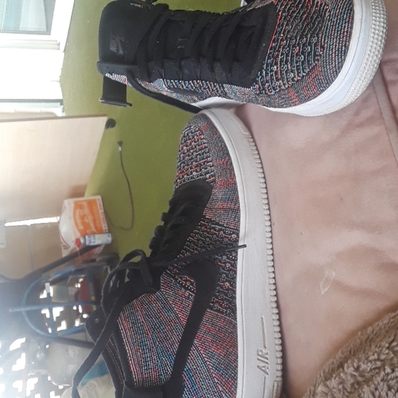 Nike Air Force 1 Flyknit - Picture 1 of 1